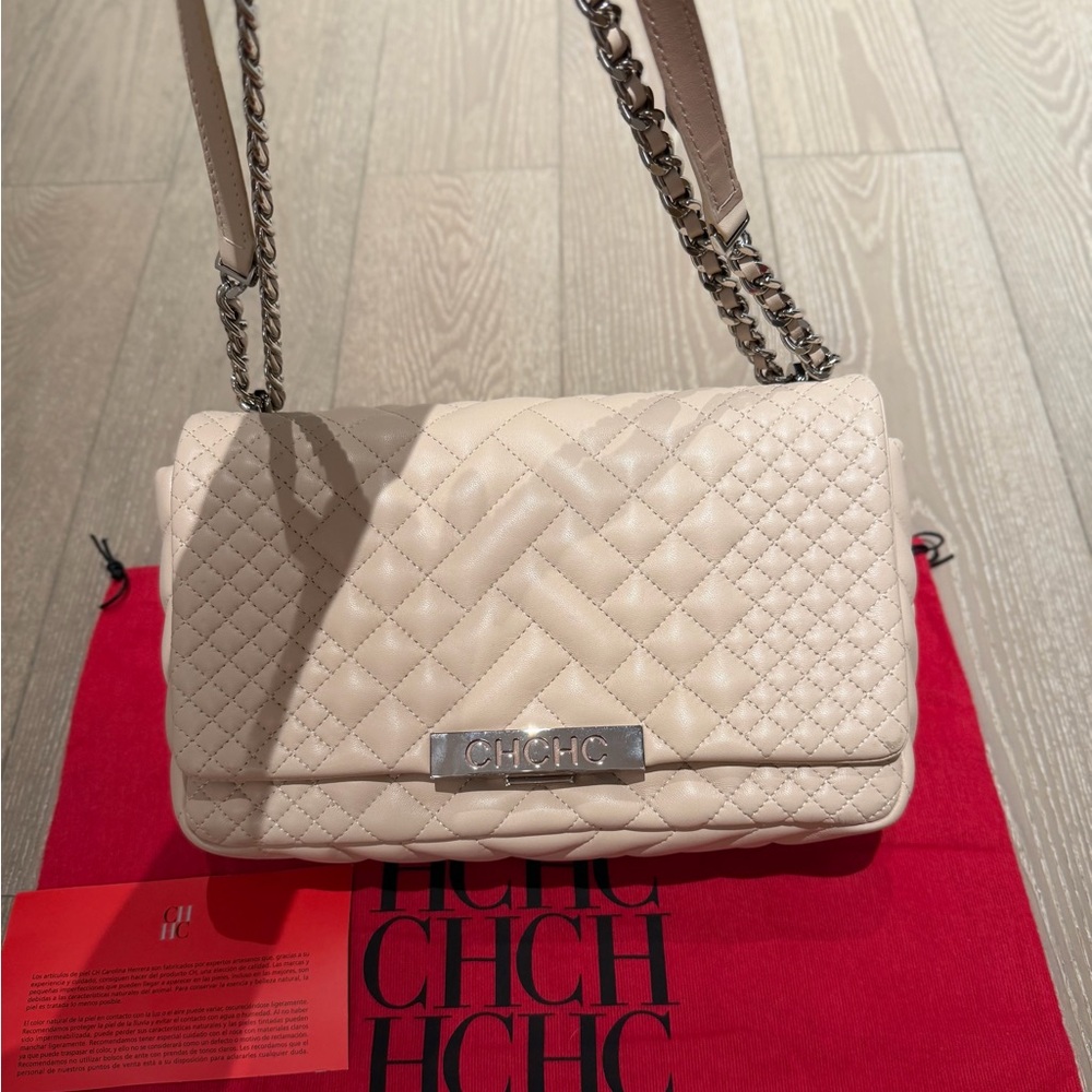 Carolina Herrera Quilted Cream CHCH Shoulder Bag with Chain Strap